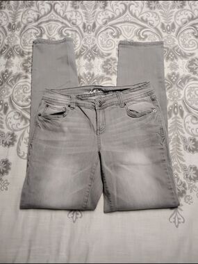 INC International Concepts Light Gray Skinny Jeans